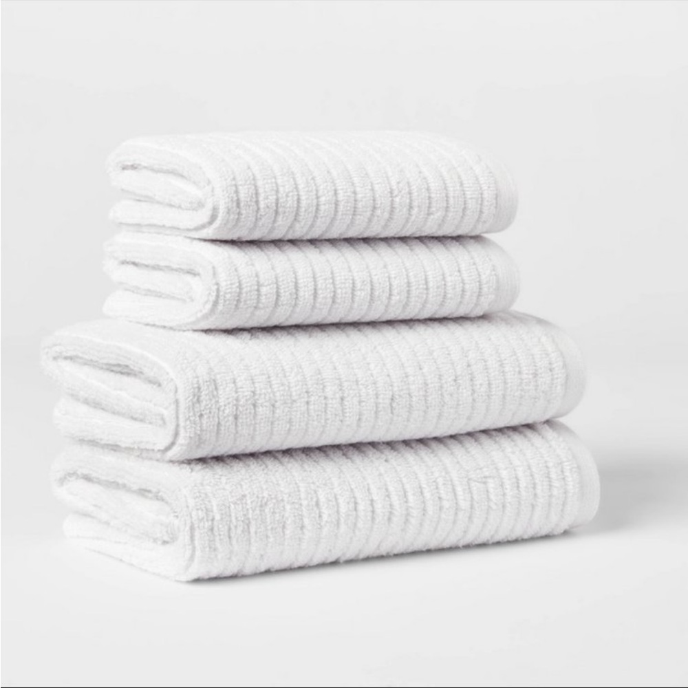 Threshold White Towel Set